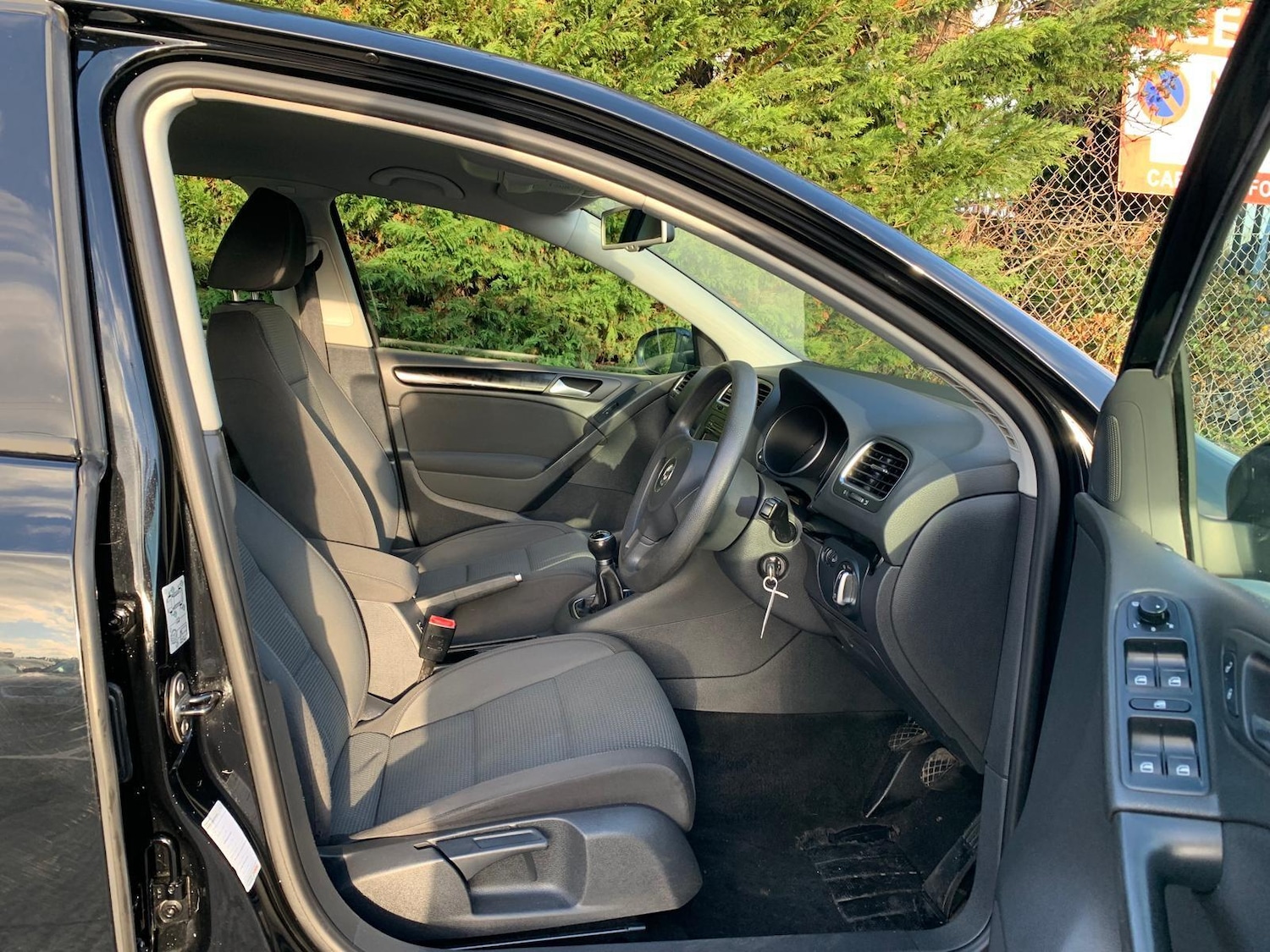 Used Volkswagen Golf 2010 for sale - 77060213: Photo 13