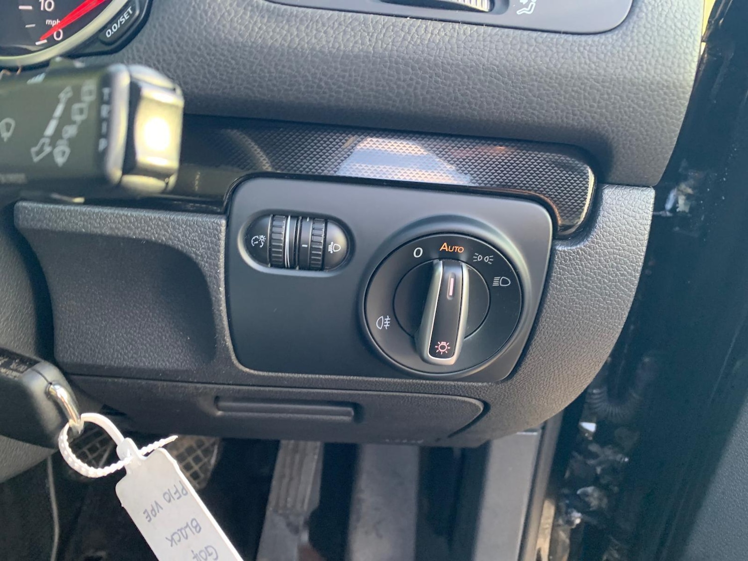 Used Volkswagen Golf 2010 for sale - 77060213: Photo 16