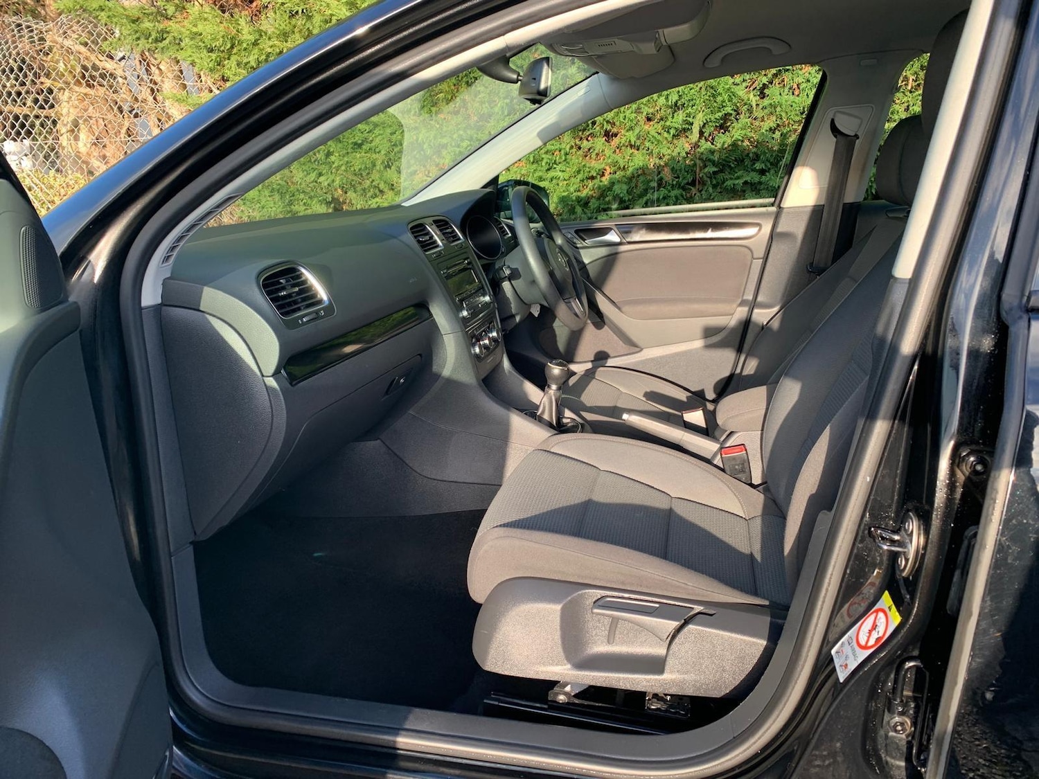 Used Volkswagen Golf 2010 for sale - 77060213: Photo 21