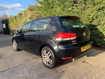 Used Volkswagen Golf 2010 for sale - 77060213: Photo