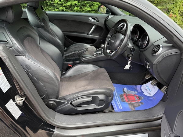 Used Audi TT 2010 for sale - 75033827: Photo 12