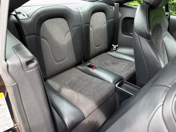 Used Audi TT 2010 for sale - 75033827: Photo 14