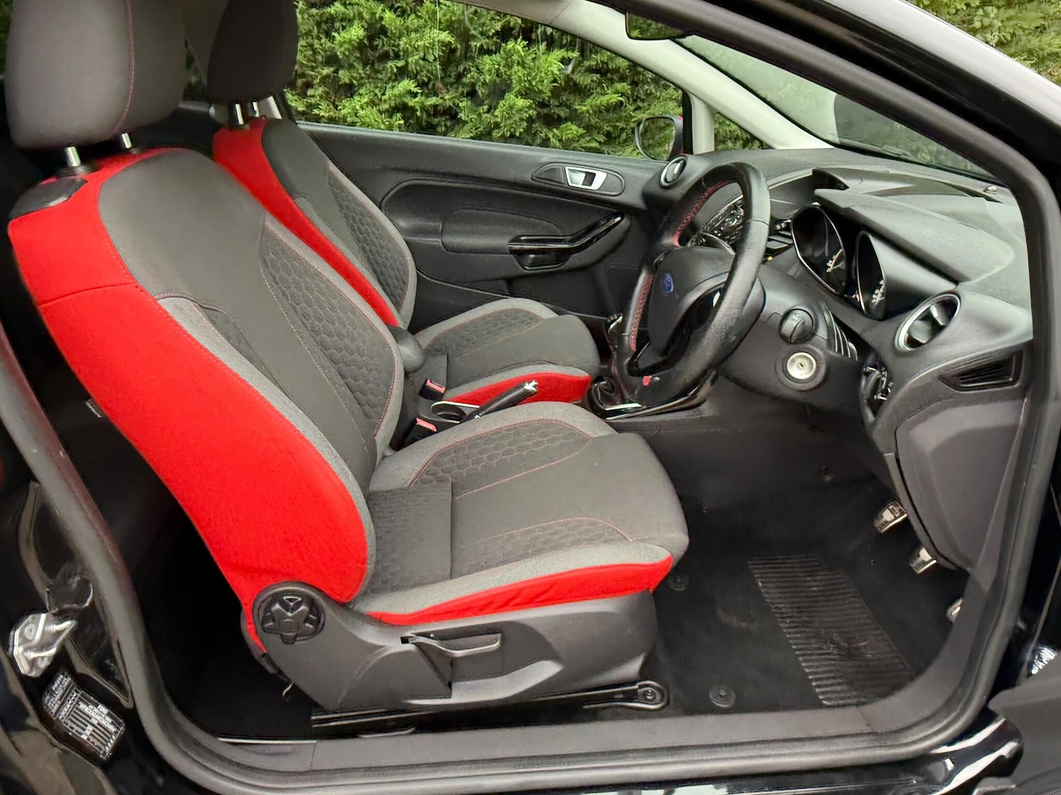 Used Ford Fiesta 2016 for sale - 76327122: Photo 13