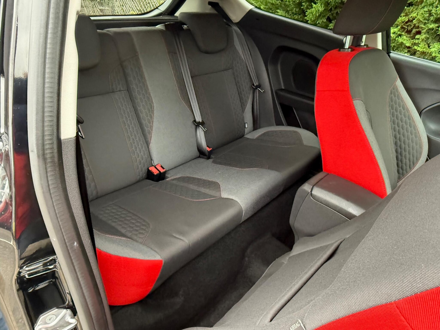 Used Ford Fiesta 2016 for sale - 76327122: Photo 15
