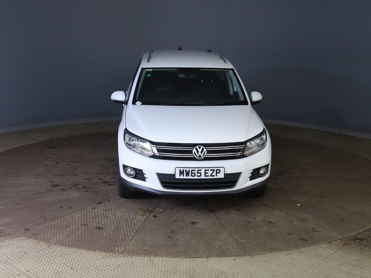 Used Volkswagen Tiguan 2016 for sale - 76422583: Photo 2