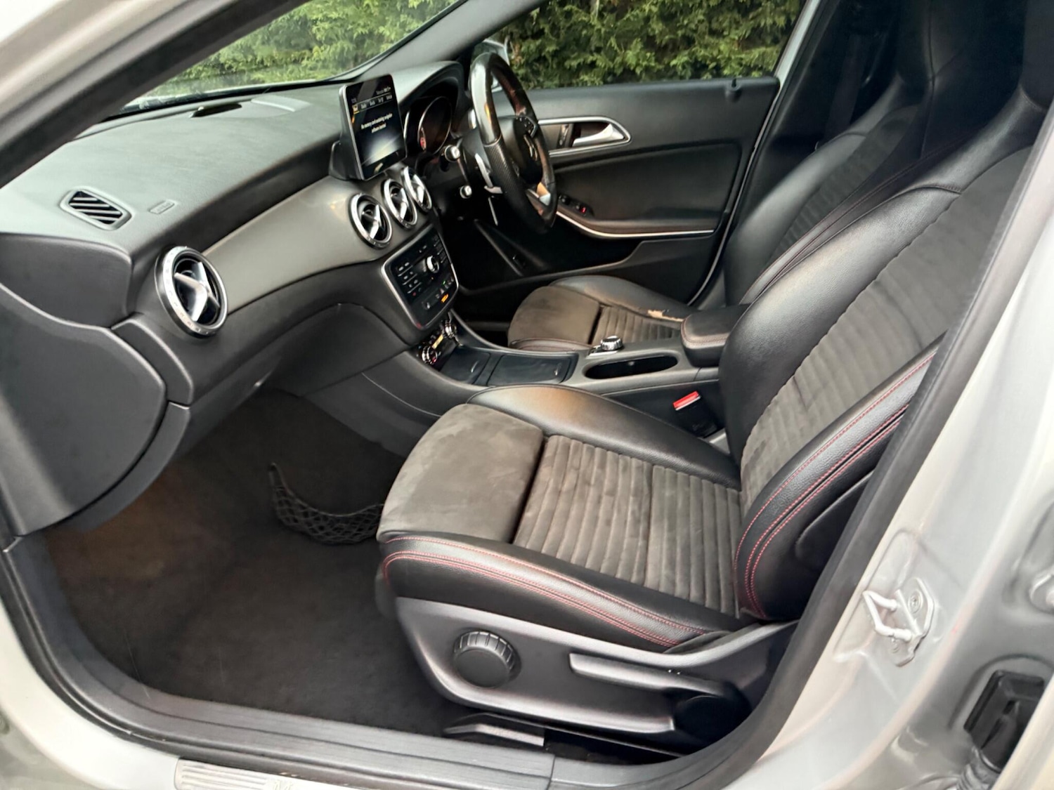 Used Mercedes-Benz GLA 2016 for sale - 76786602: Photo 38