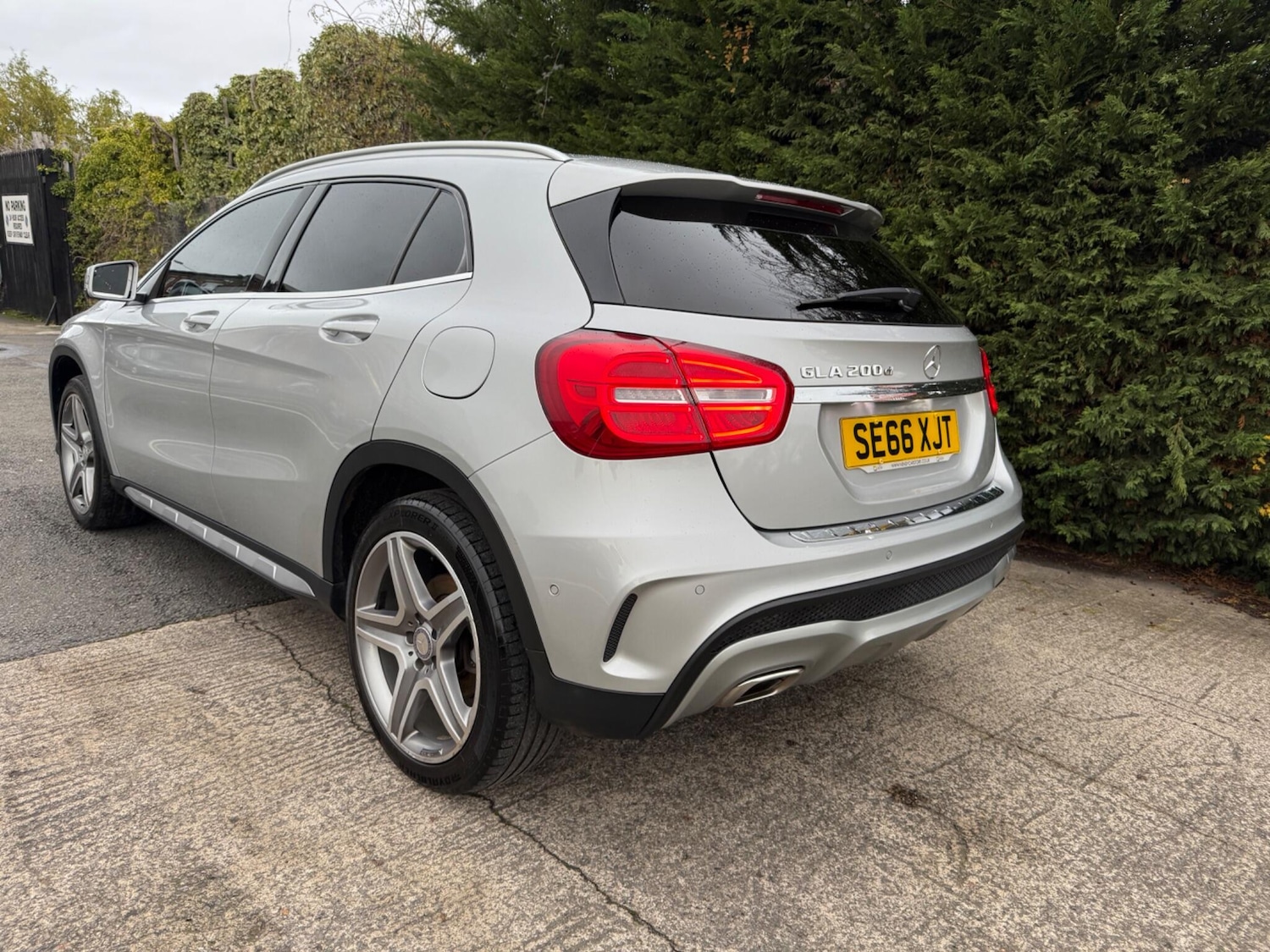 Used Mercedes-Benz GLA 2016 for sale - 76786602: Photo 4