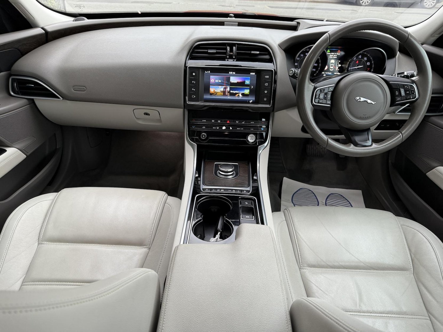 Used Jaguar XE 2015 for sale - 78008709: Photo 12