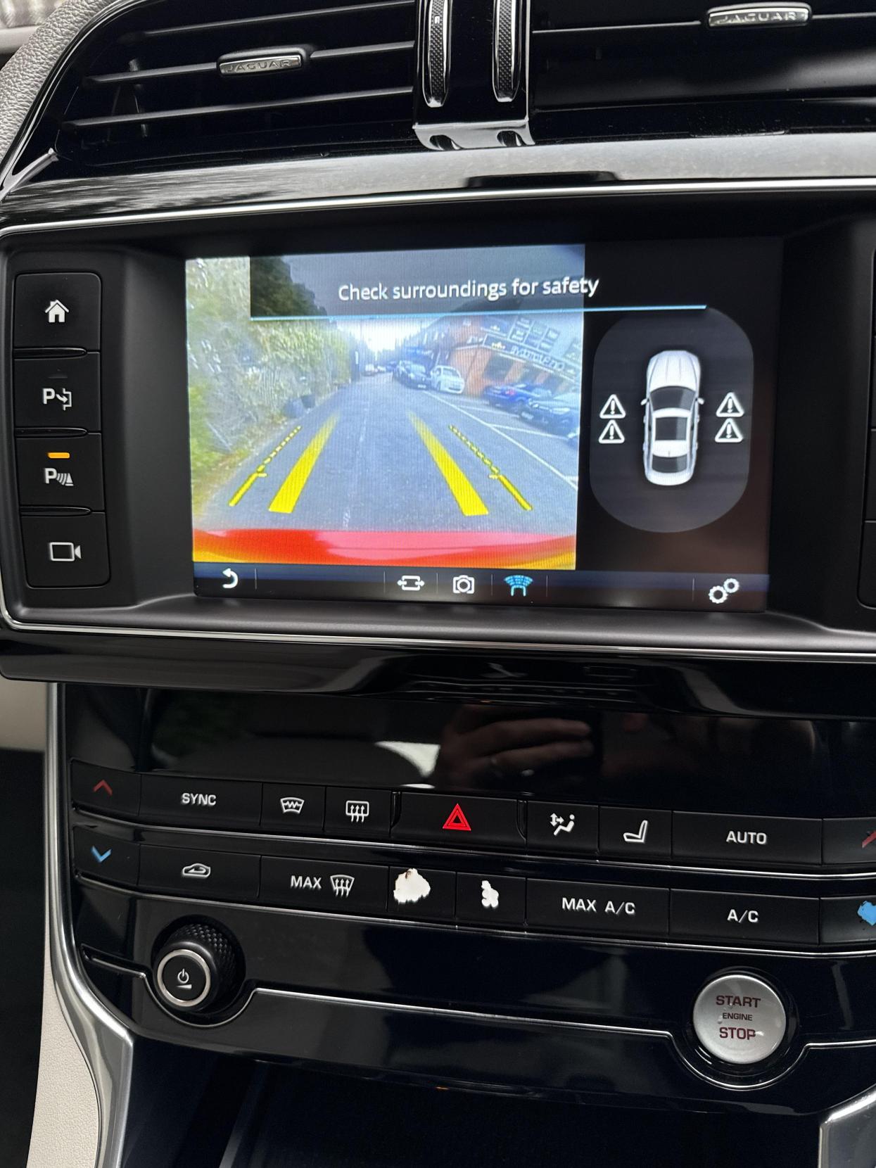 Used Jaguar XE 2015 for sale - 78008709: Photo 22