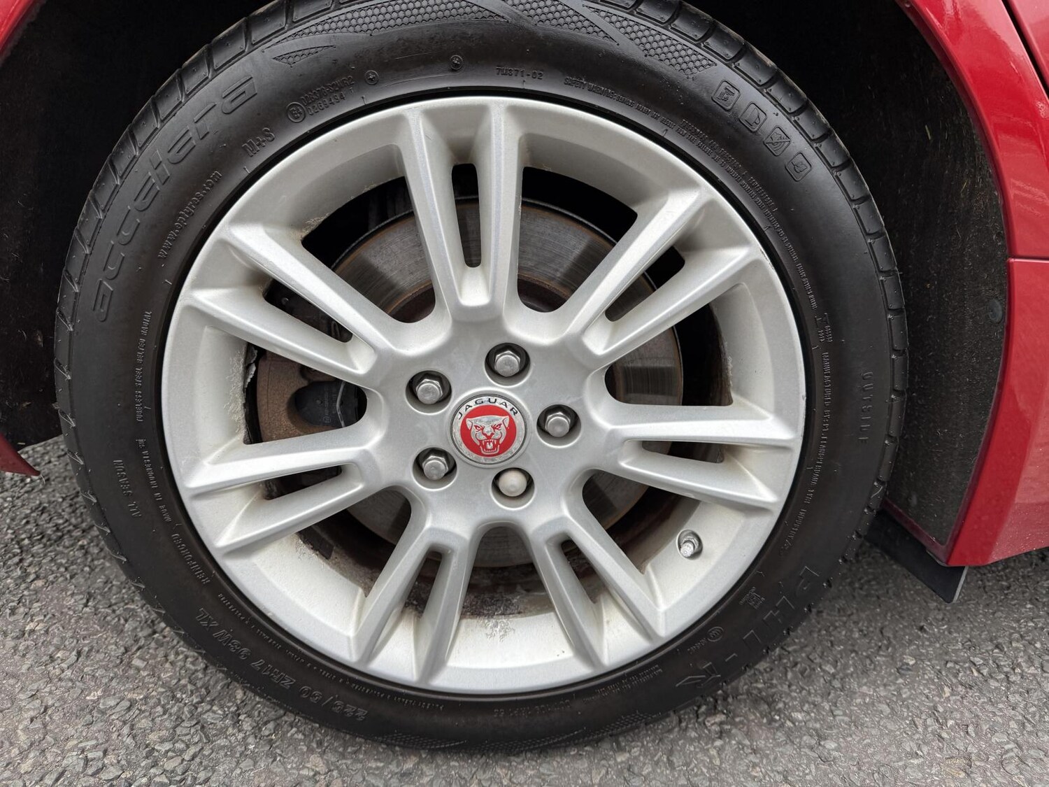 Used Jaguar XE 2015 for sale - 78008709: Photo 32