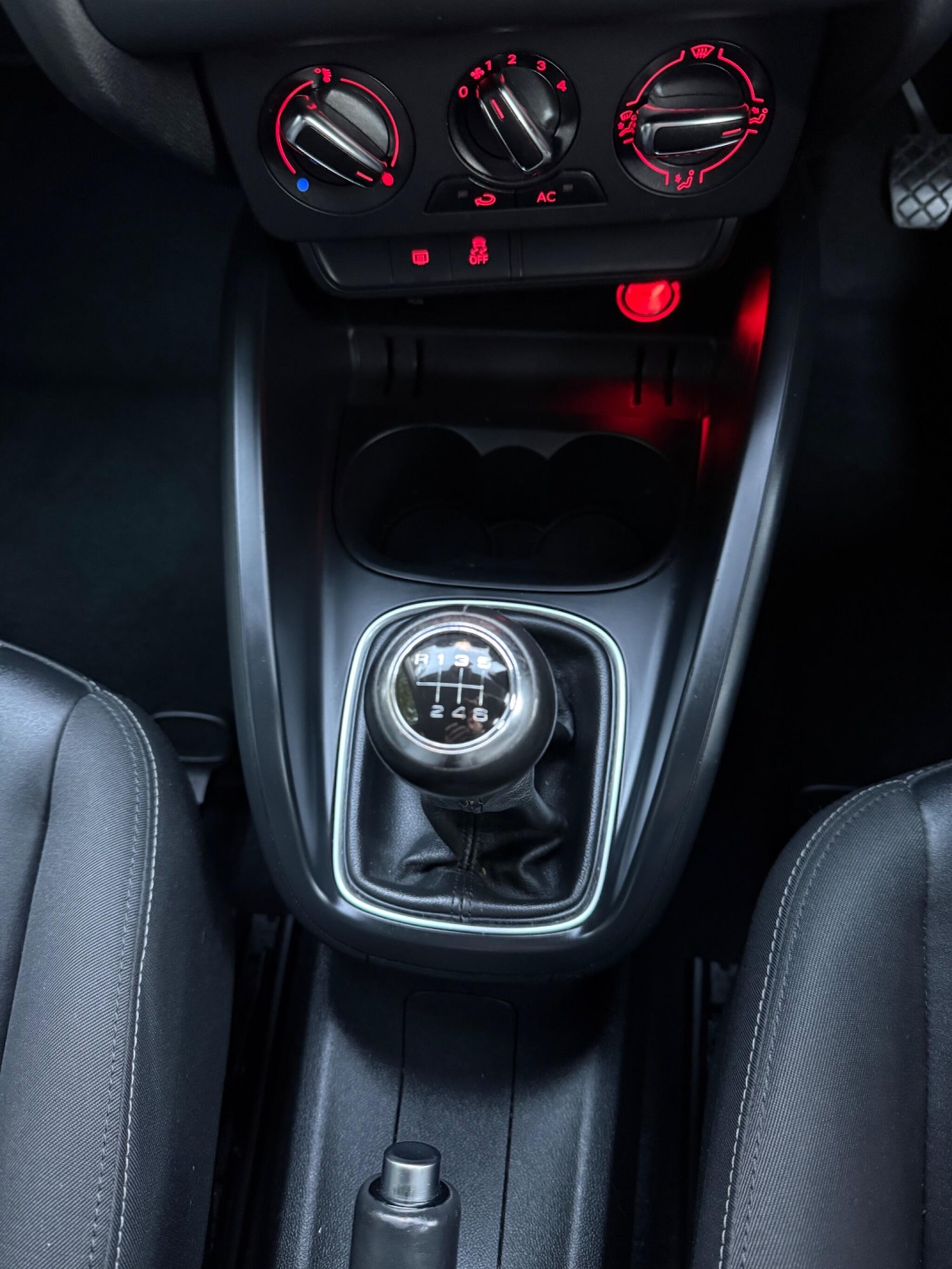 Used Audi A1 2012 for sale - 76671193: Photo 10