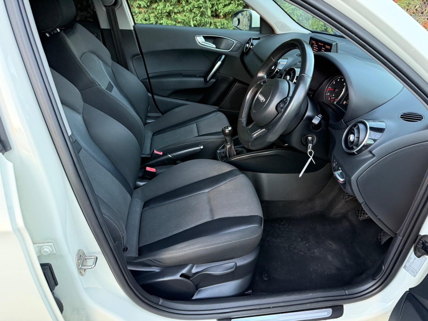 Used Audi A1 2012 for sale - 76671193: Photo 12