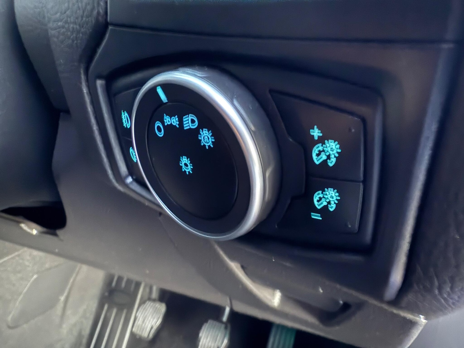 Used Ford Focus 2017 for sale - 76839338: Photo 18