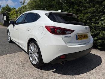 Used Mazda Mazda3 2015 for sale - 79137137: Photo