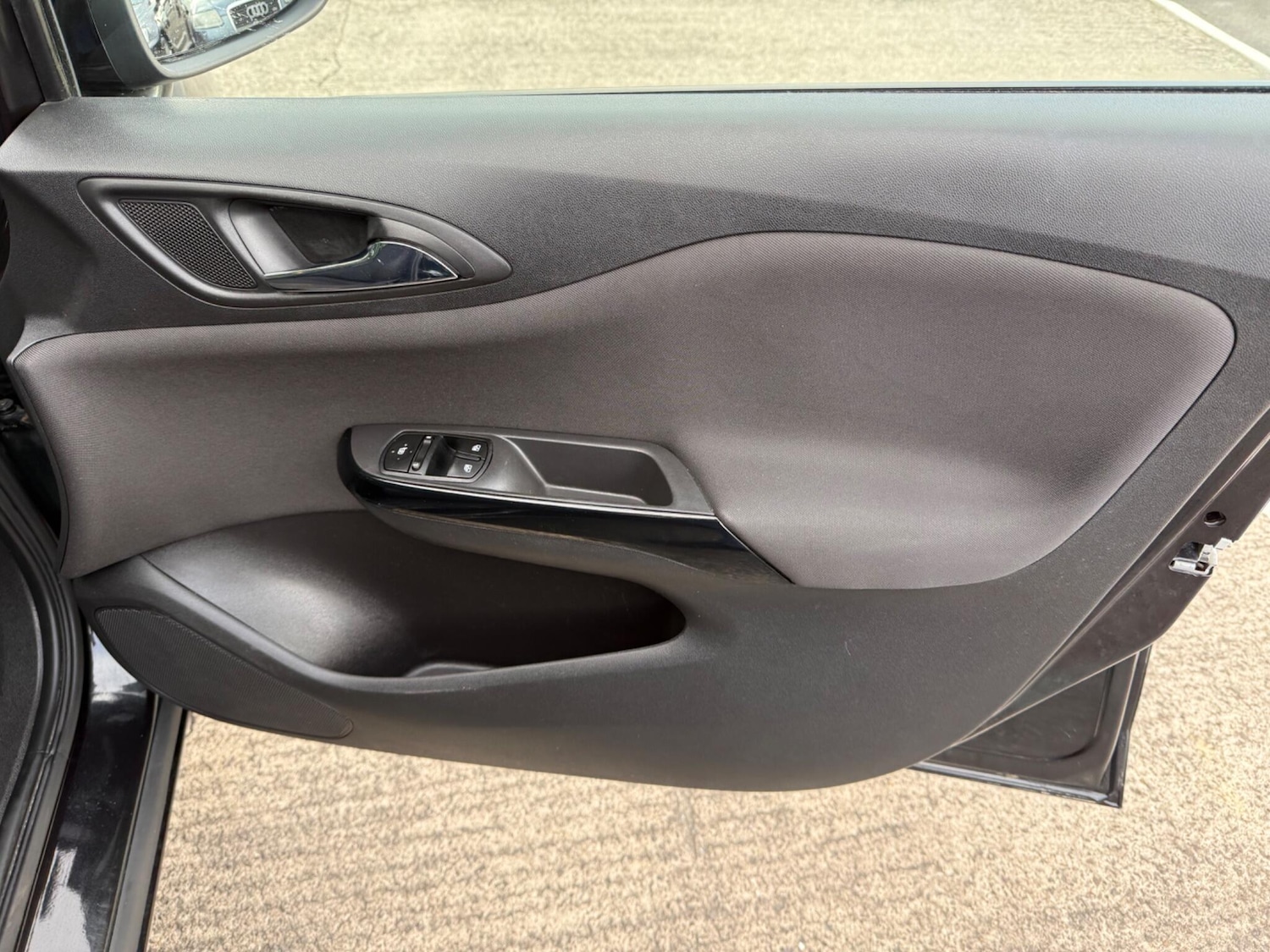 Used Vauxhall Corsa 2016 for sale - 76377851: Photo 27