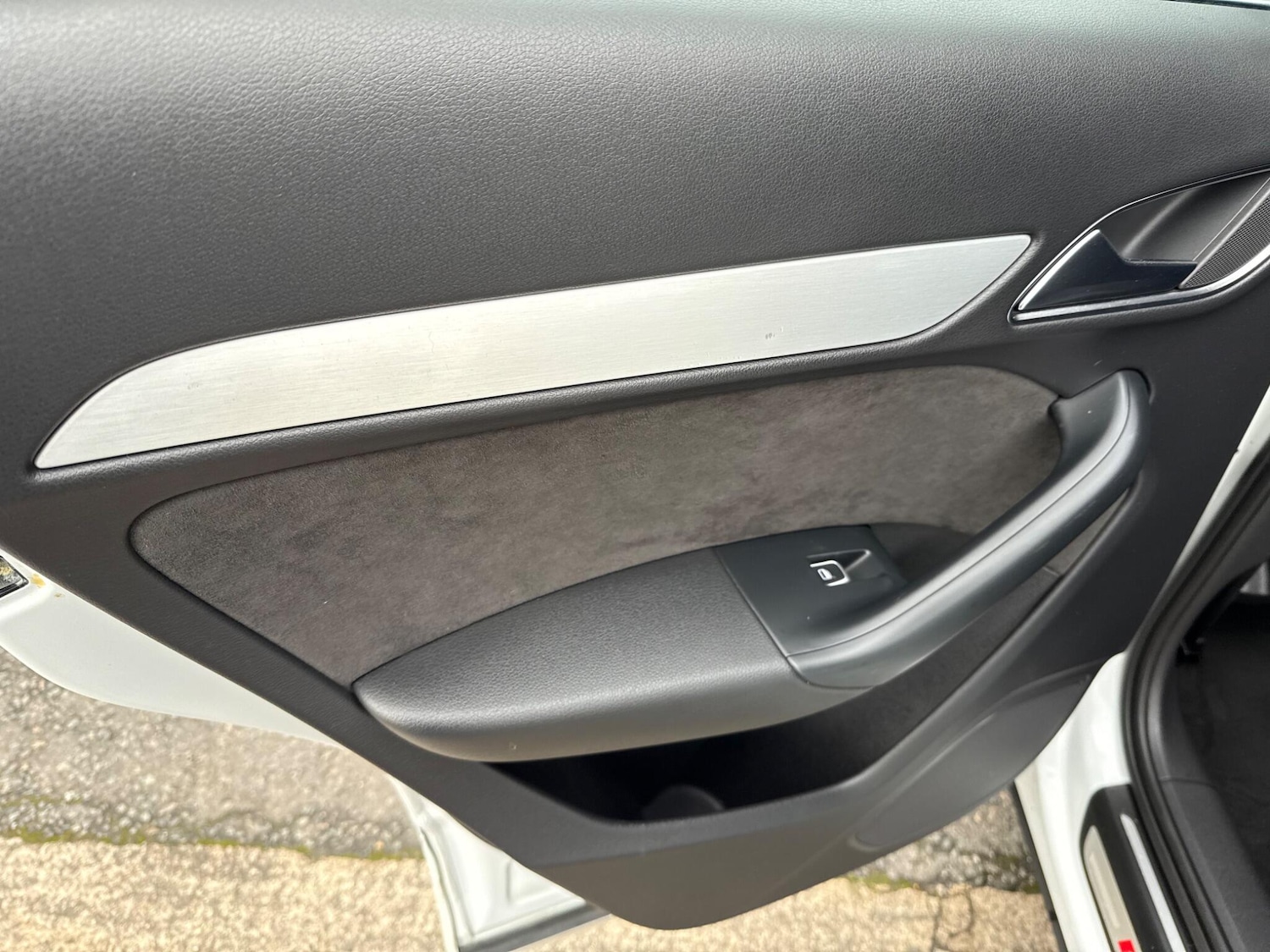 Used Audi Q3 2015 for sale - 76839664: Photo 27