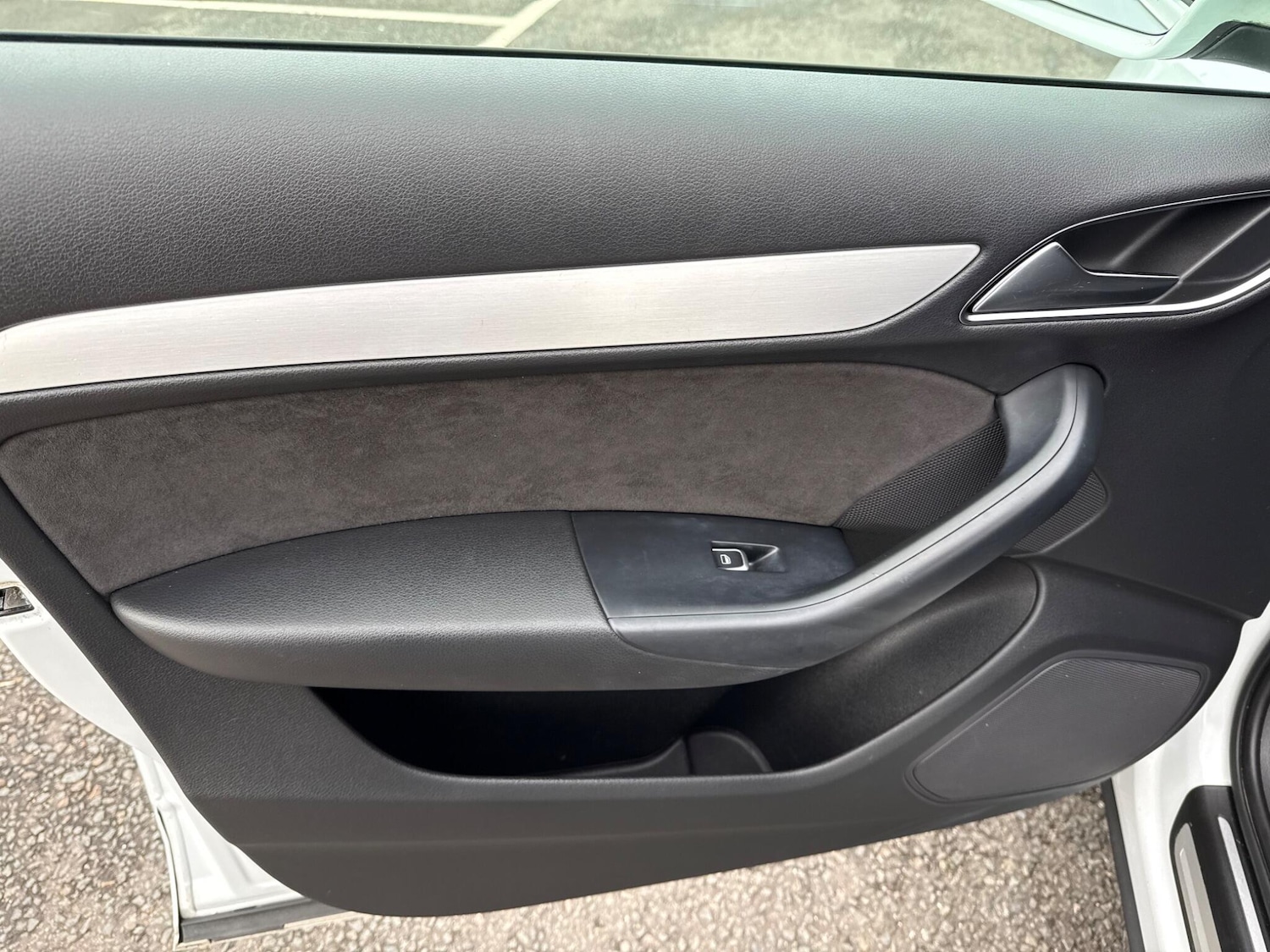 Used Audi Q3 2015 for sale - 76839664: Photo 28