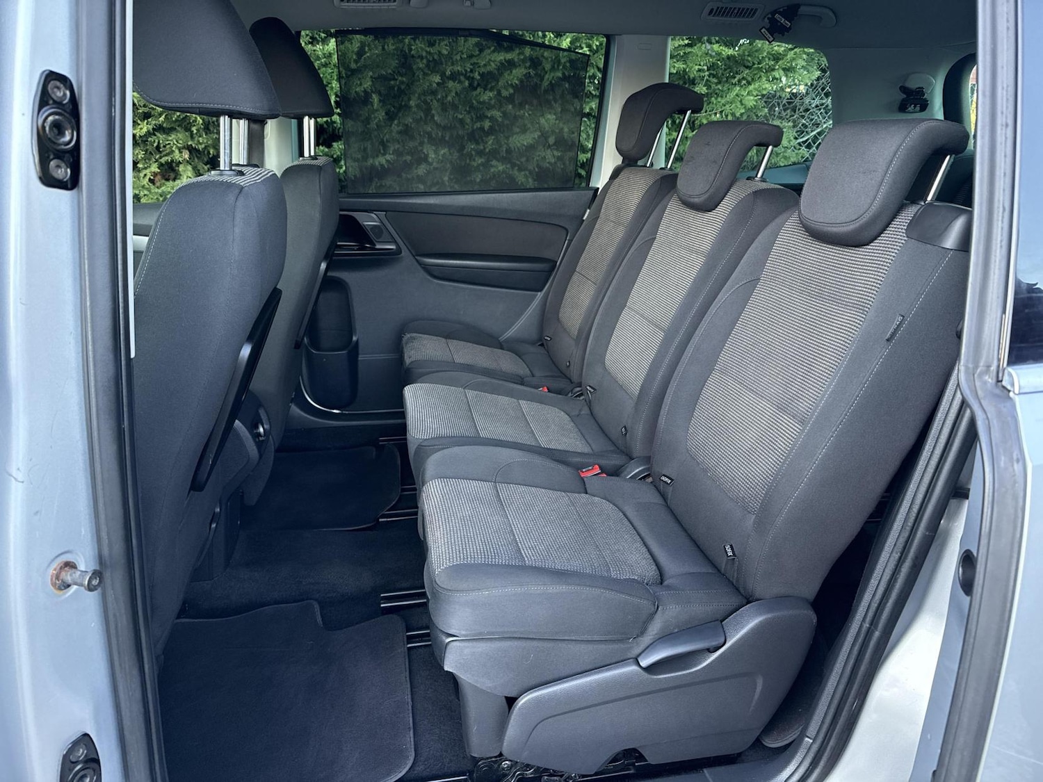 Used Volkswagen Sharan 2011 for sale - 77969064: Photo 16