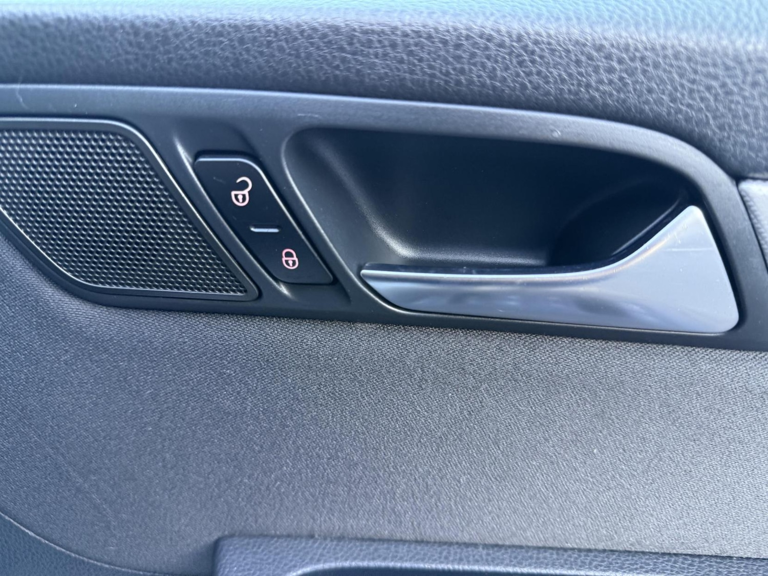 Used Volkswagen Sharan 2011 for sale - 77969064: Photo 29