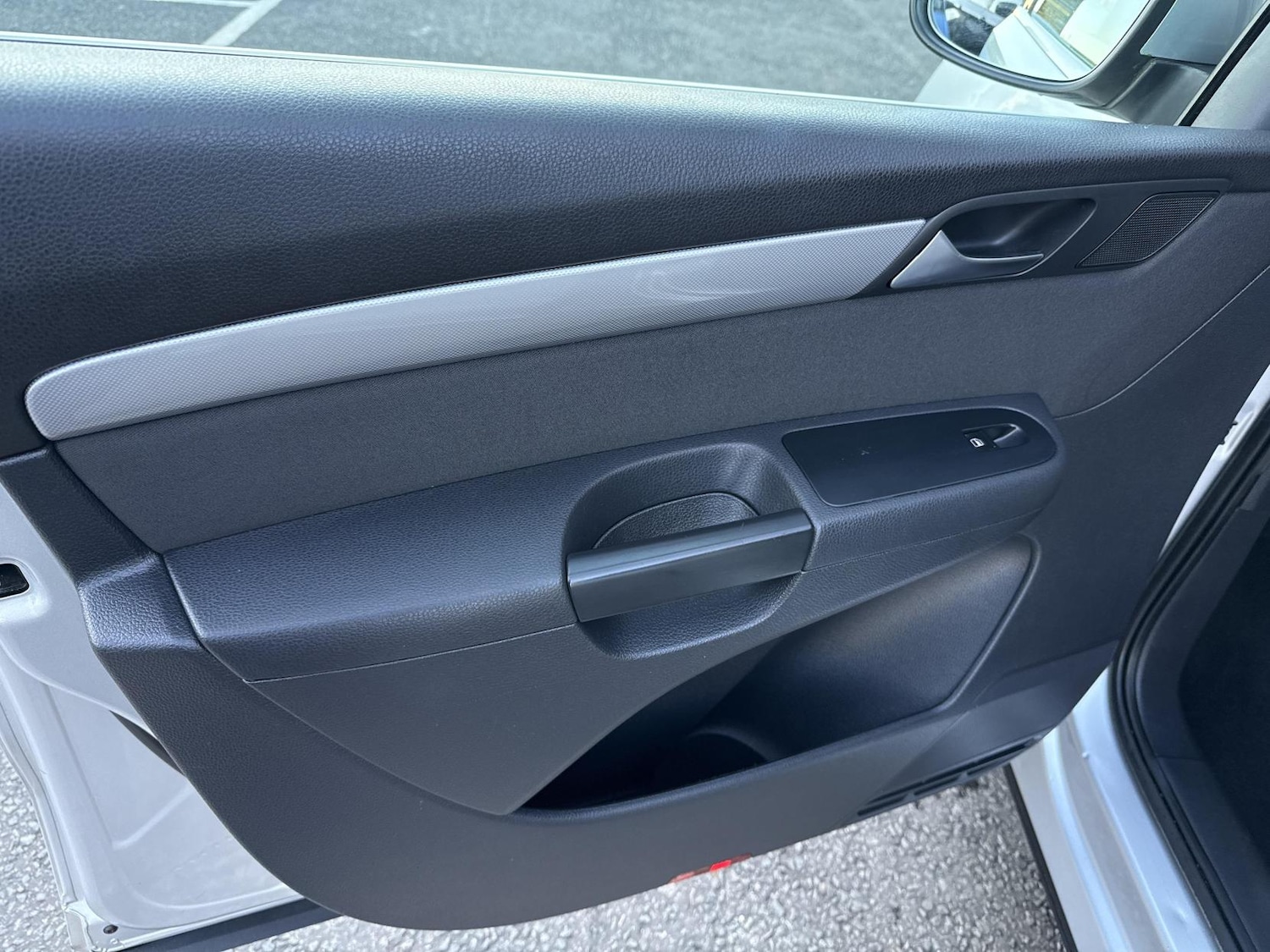 Used Volkswagen Sharan 2011 for sale - 77969064: Photo 44