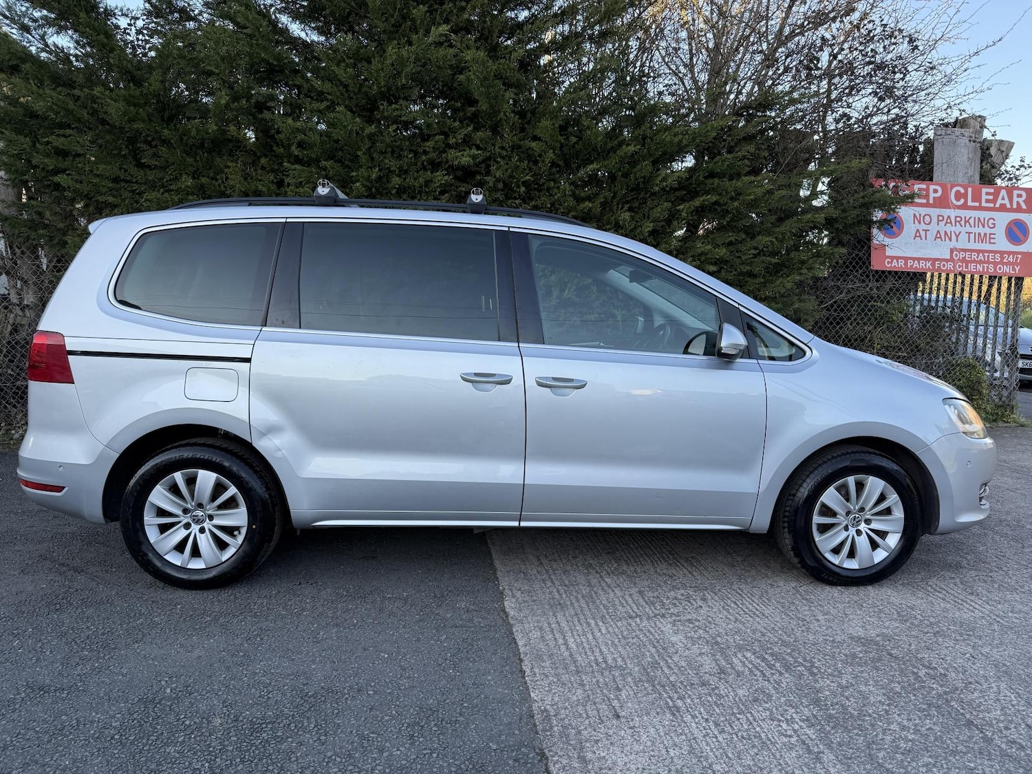 Used Volkswagen Sharan 2011 for sale - 77969064: Photo 9