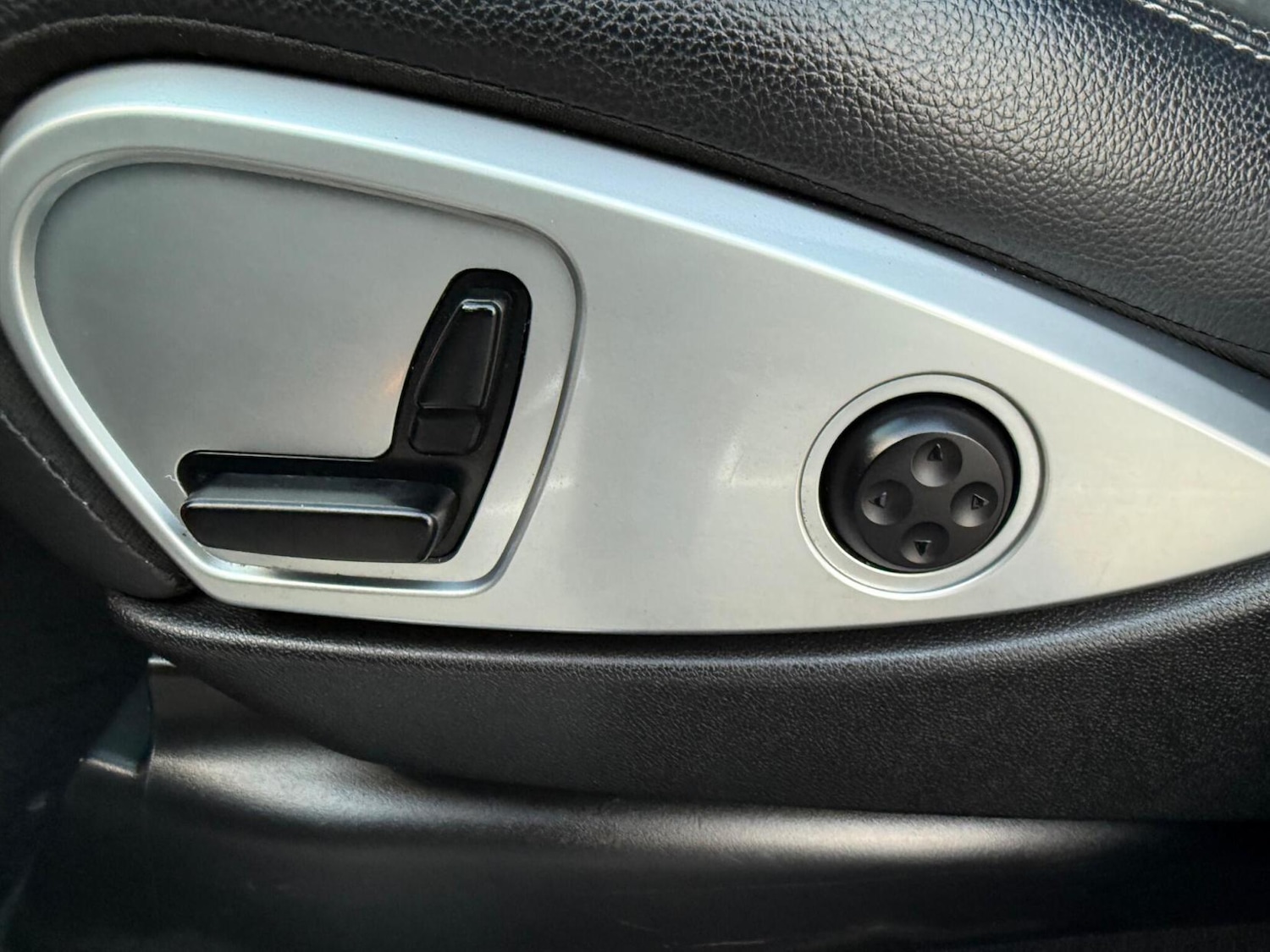 Used Mercedes-Benz M Class 2009 for sale - 77590434: Photo 30