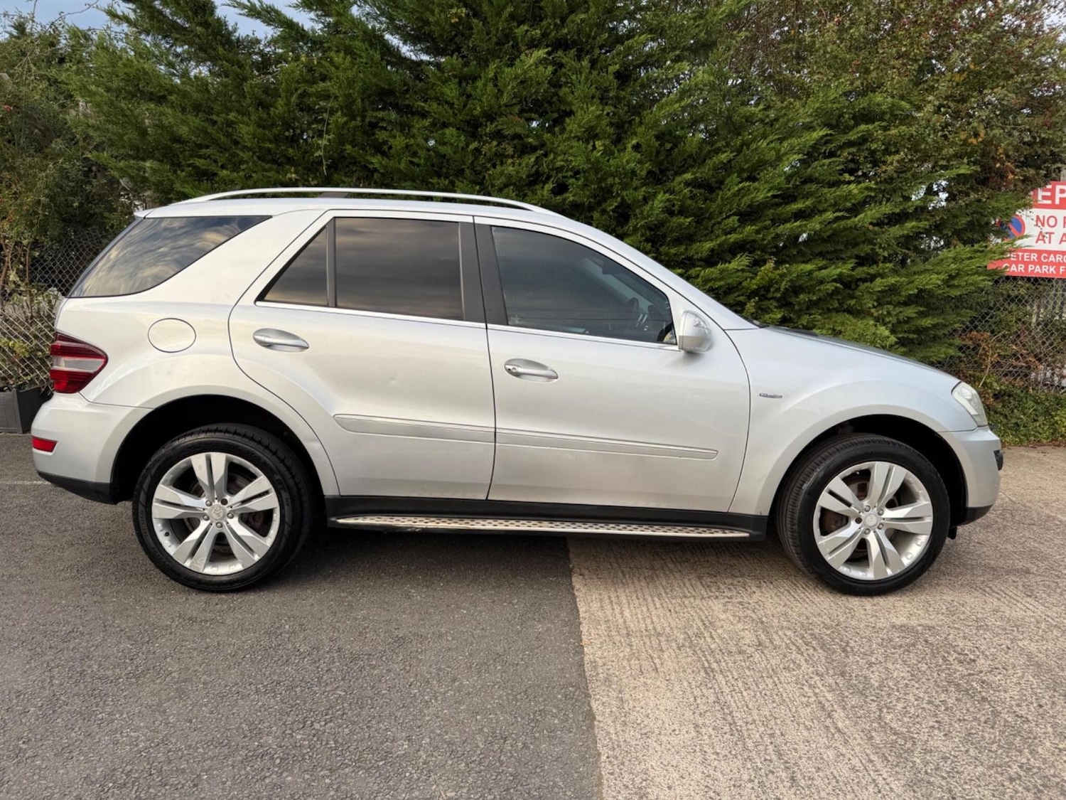 Used Mercedes-Benz M Class 2009 for sale - 77590434: Photo 8