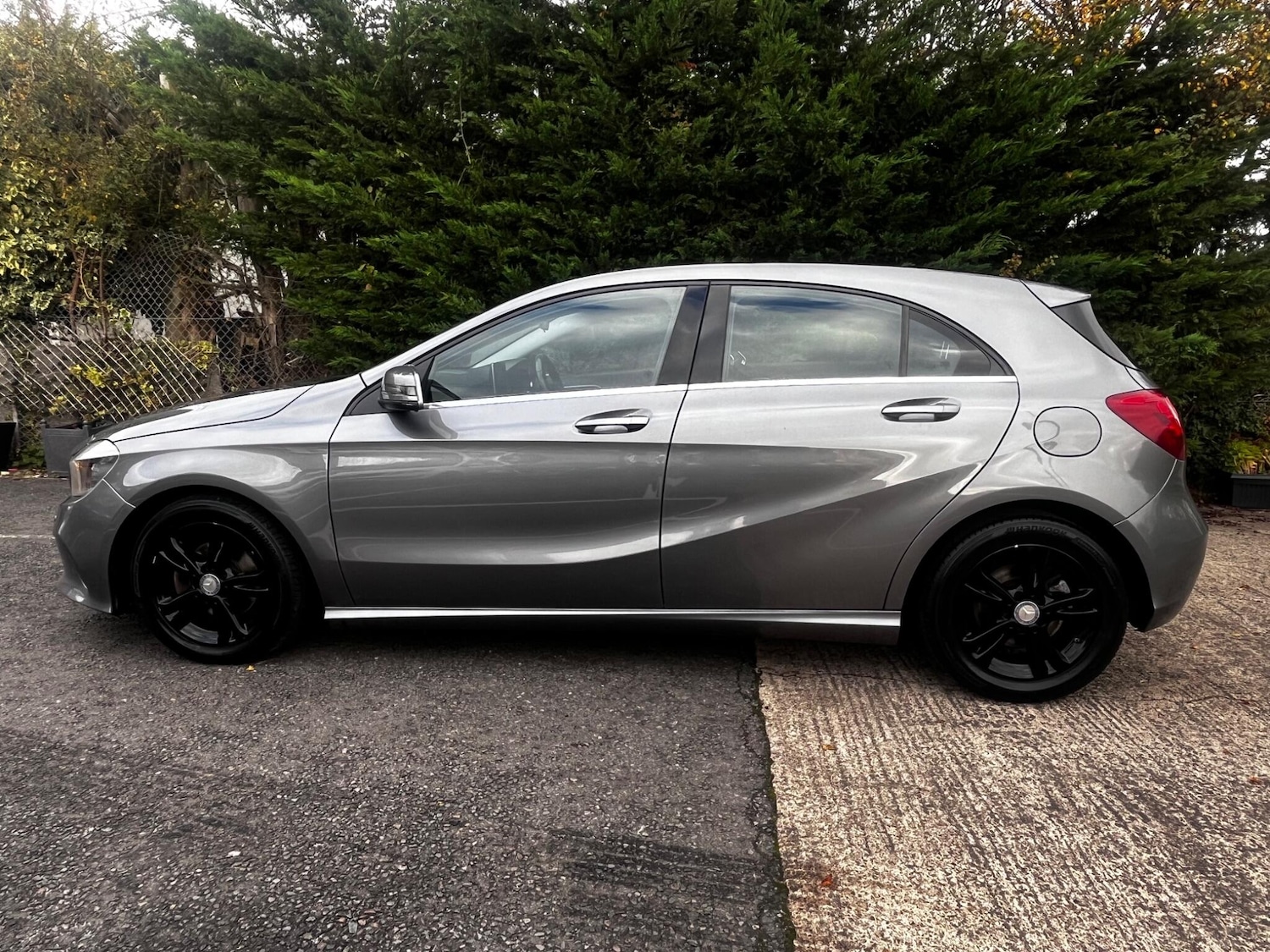 Used Mercedes-Benz A-Class 2016 for sale - 77523638: Photo 5