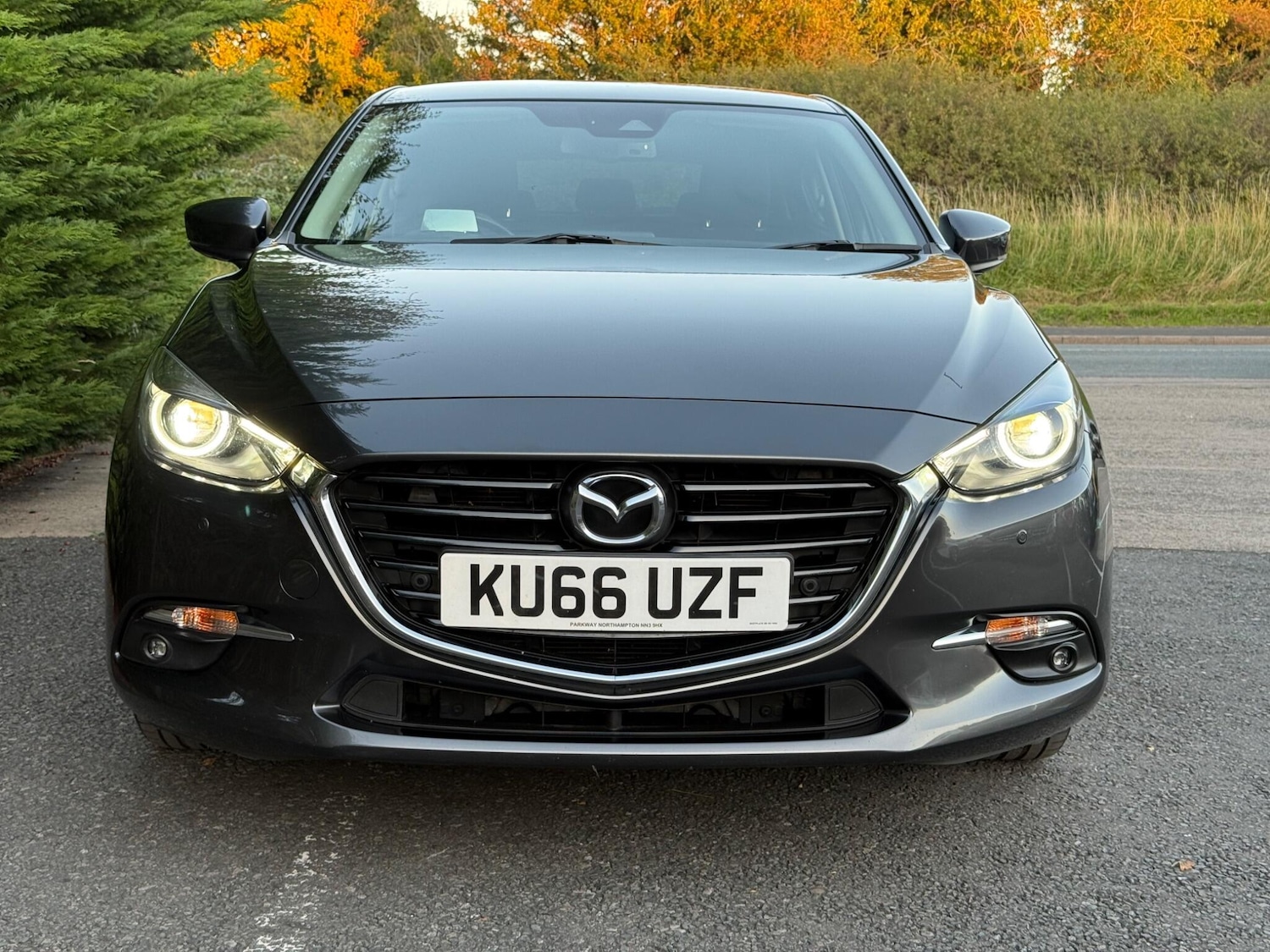 Used Mazda Mazda3 2017 for sale - 76071596: Photo 2