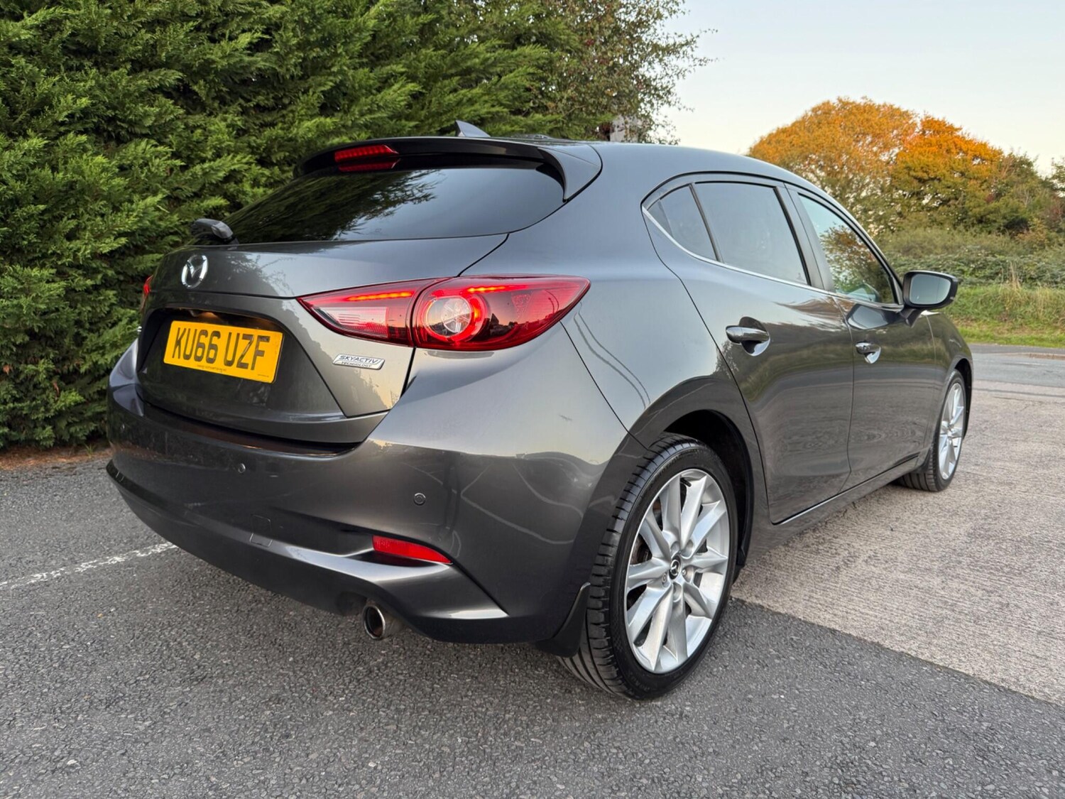 Used Mazda Mazda3 2017 for sale - 76071596: Photo 8
