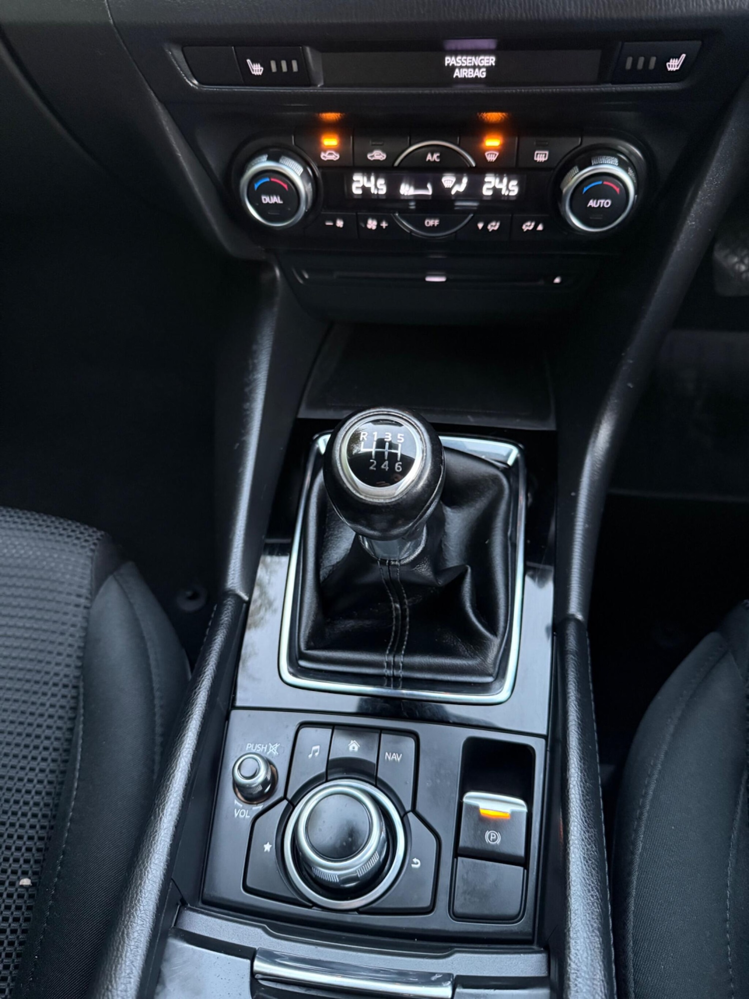 Used Mazda Mazda3 2017 for sale - 76071596: Photo 9