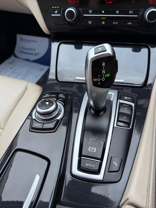 Used BMW 5 Series 2012 for sale - 74828744: Photo 10