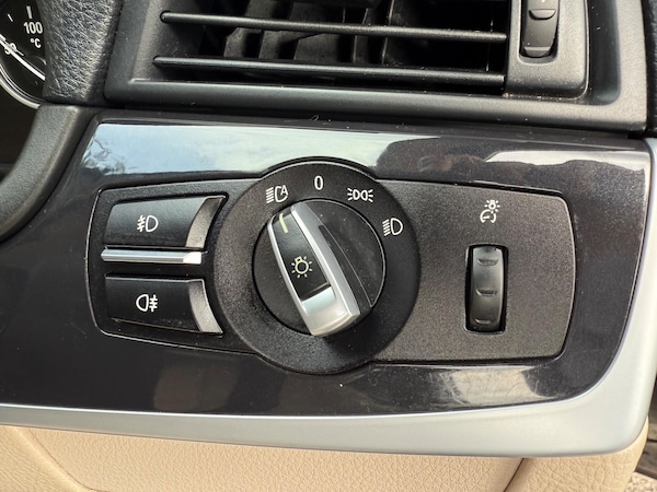 Used BMW 5 Series 2012 for sale - 74828744: Photo 20