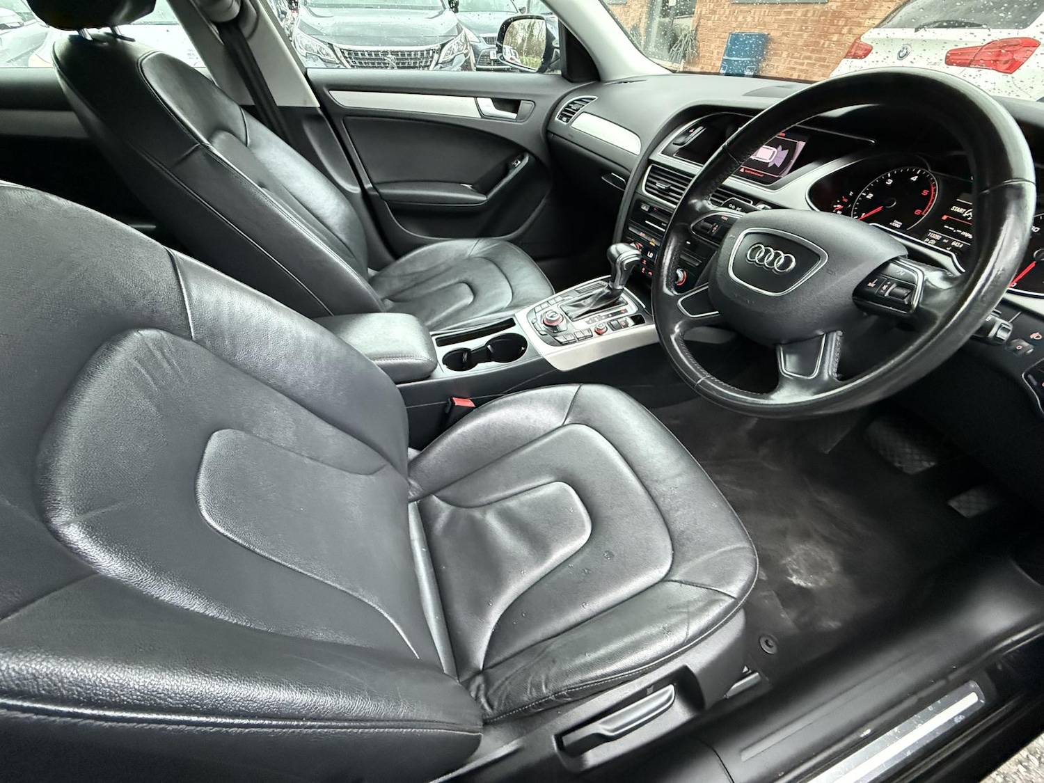 Used Audi A4 2012 for sale - 77725410: Photo 5