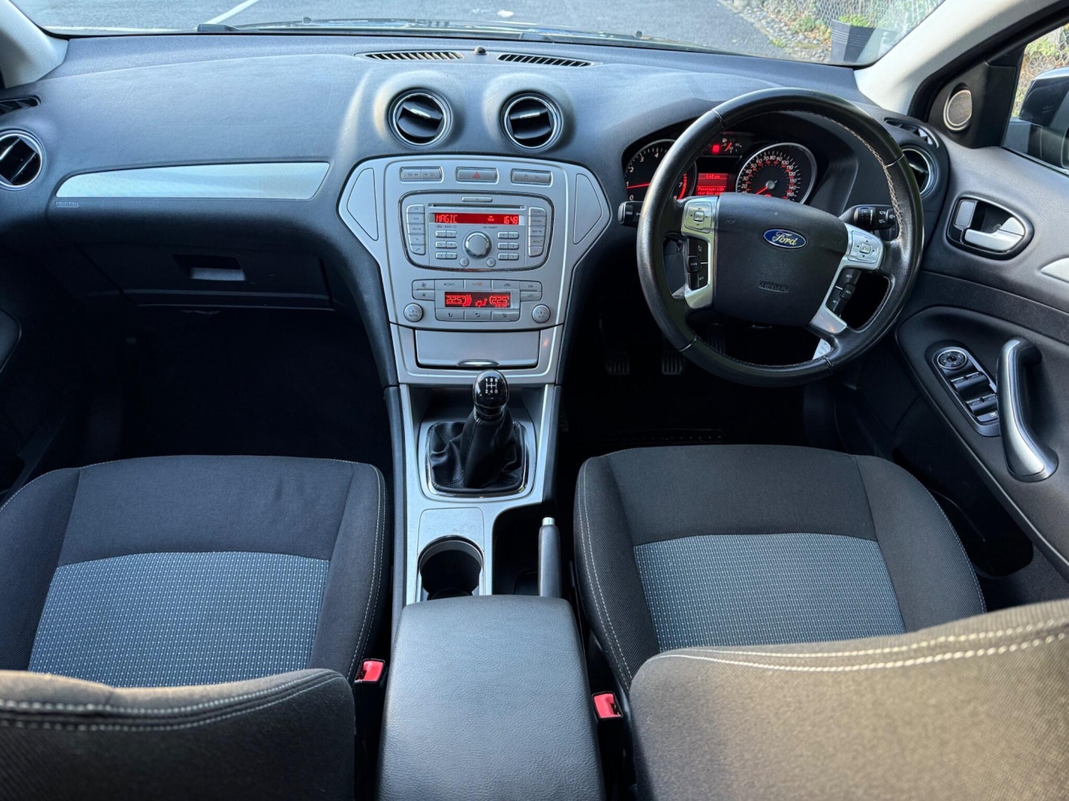 Used Ford Mondeo 2010 for sale - 76377675: Photo 12
