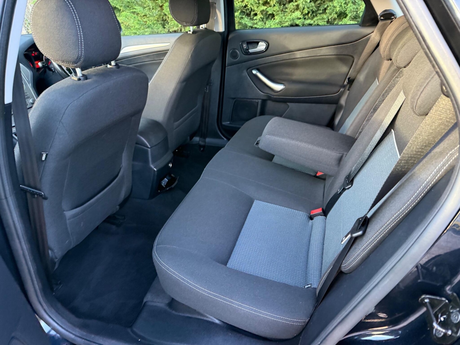 Used Ford Mondeo 2010 for sale - 76377675: Photo 17