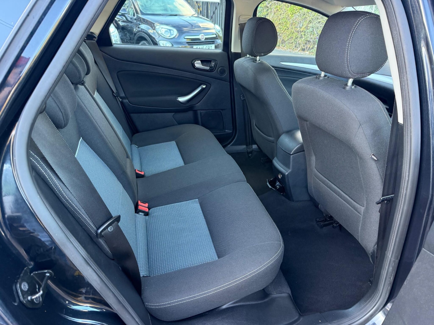 Used Ford Mondeo 2010 for sale - 76377675: Photo 18