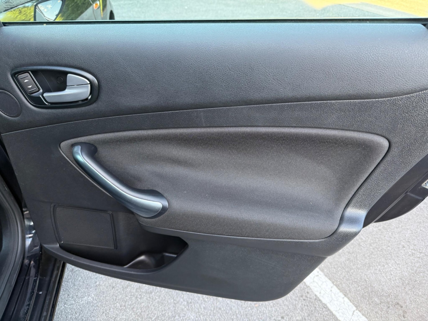 Used Ford Mondeo 2010 for sale - 76377675: Photo 27