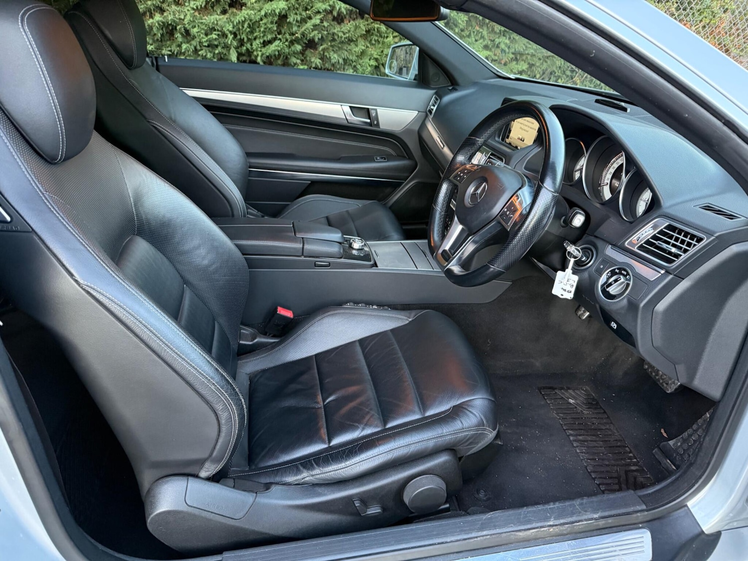 Used Mercedes-Benz E Class 2013 for sale - 76671389: Photo 12