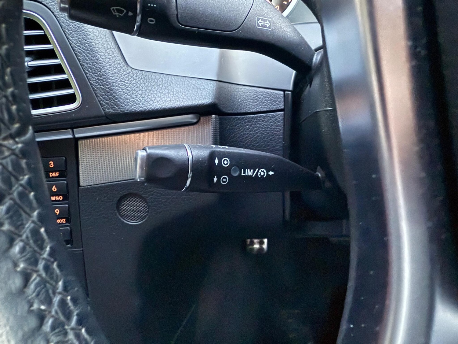 Used Mercedes-Benz E Class 2013 for sale - 76671389: Photo 17