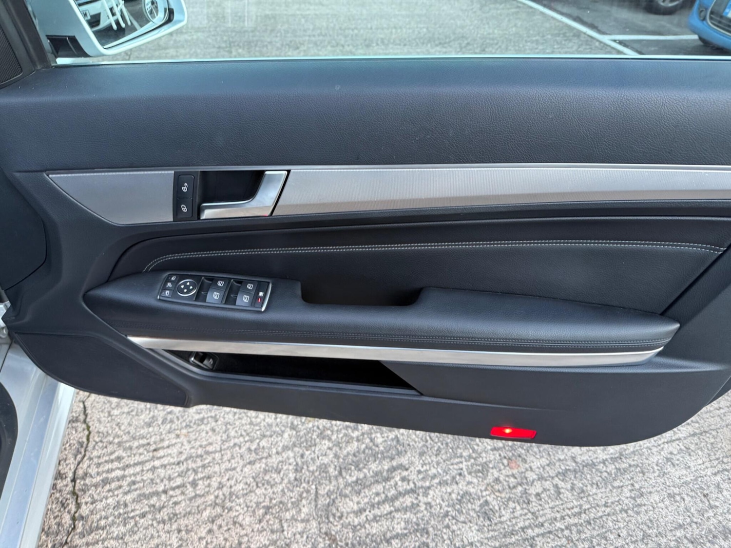 Used Mercedes-Benz E Class 2013 for sale - 76671389: Photo 26