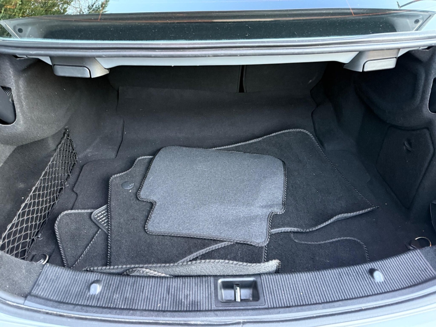 Used Mercedes-Benz E Class 2013 for sale - 76671389: Photo 34