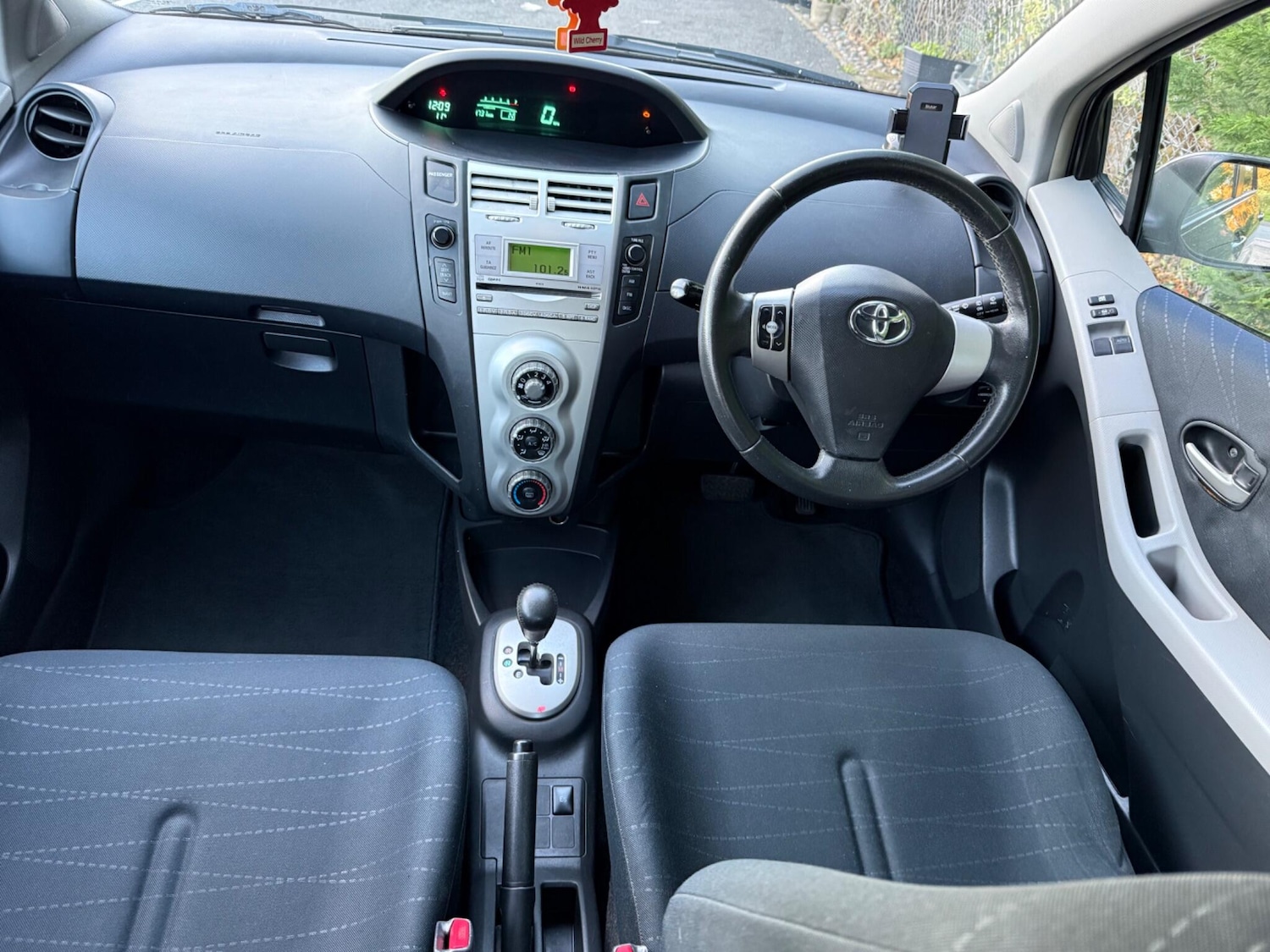 Used Toyota Yaris 2008 for sale - 76527964: Photo 11