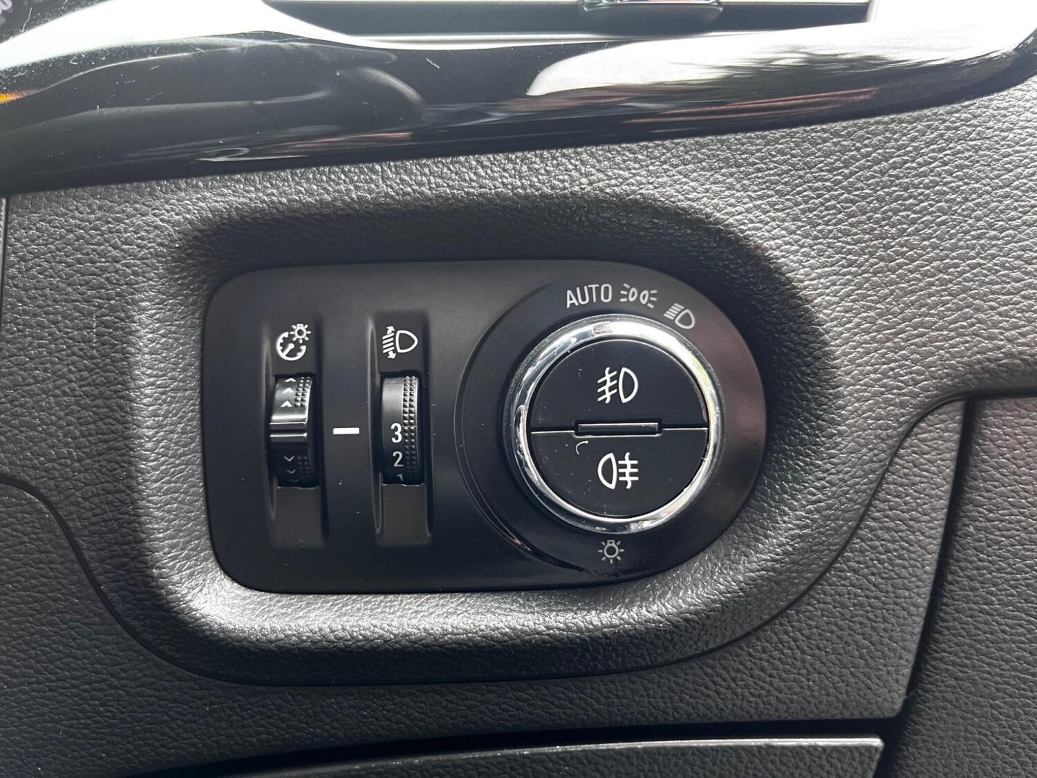 Used Vauxhall Astra 2018 for sale - 77590407: Photo 19