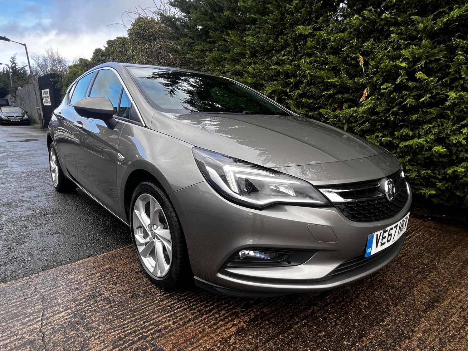 Used Vauxhall Astra 2018 for sale - 77590407: Photo 2