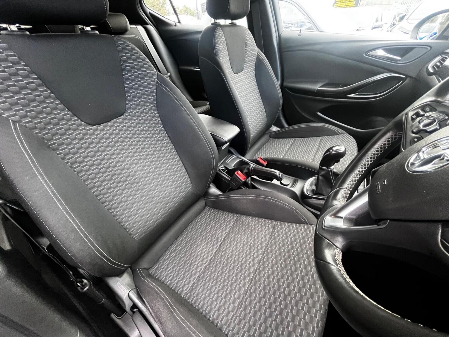 Used Vauxhall Astra 2018 for sale - 77590407: Photo 21