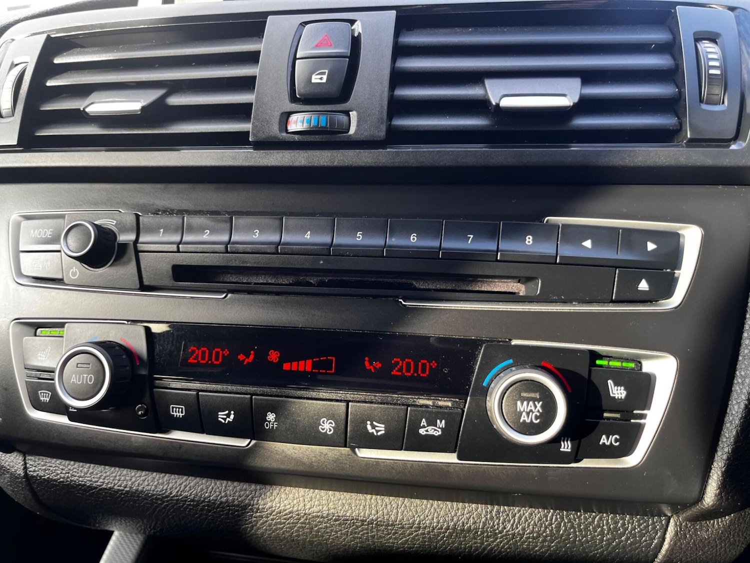 Used BMW 1 Series 2014 for sale - 77590424: Photo 21