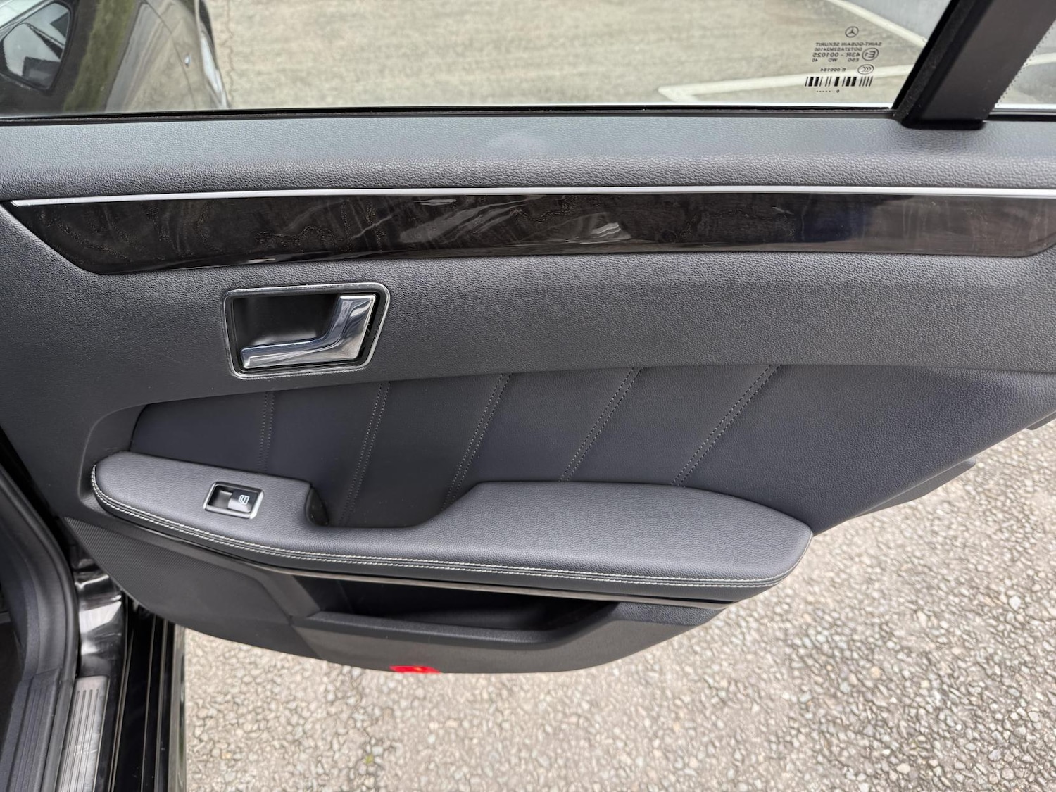 Used Mercedes-Benz E Class 2011 for sale - 77725415: Photo 16