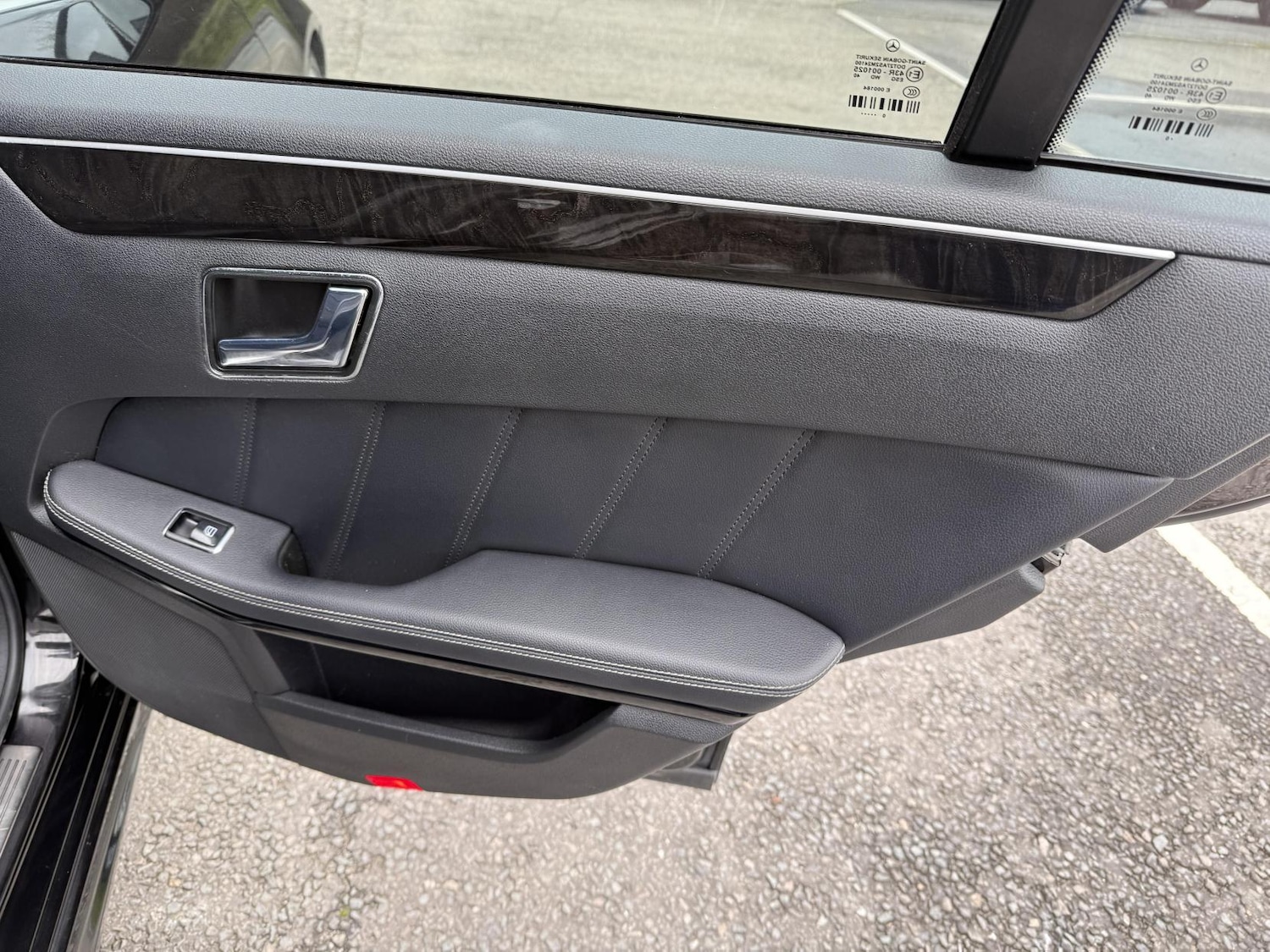 Used Mercedes-Benz E Class 2011 for sale - 77725415: Photo 17