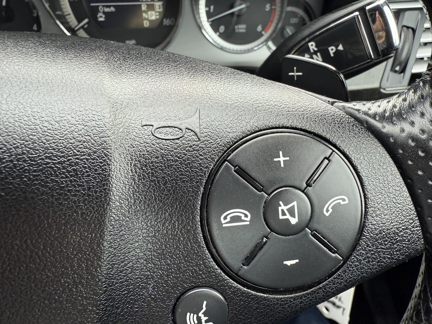 Used Mercedes-Benz E Class 2011 for sale - 77725415: Photo 30